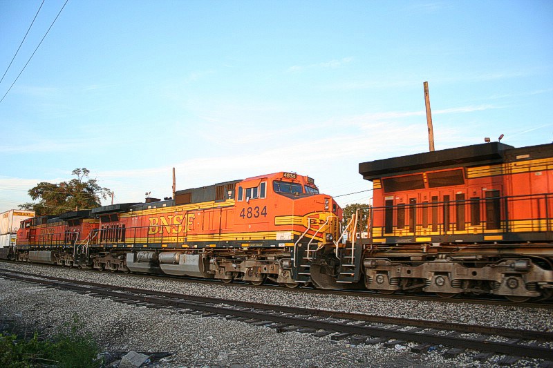 BNSF 4834